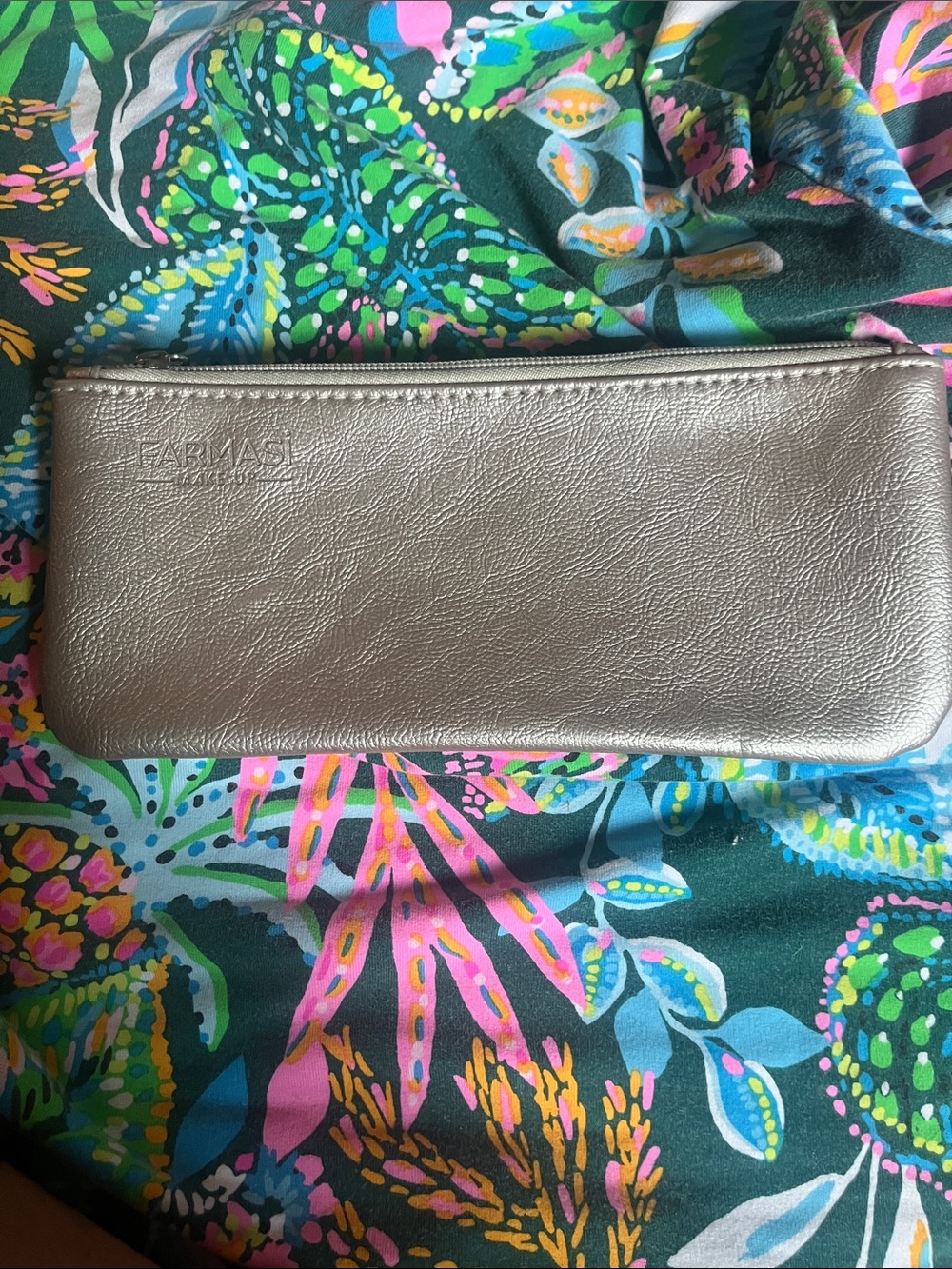 Farmasi Metallic Champagne Cosmetic Zip Pouch